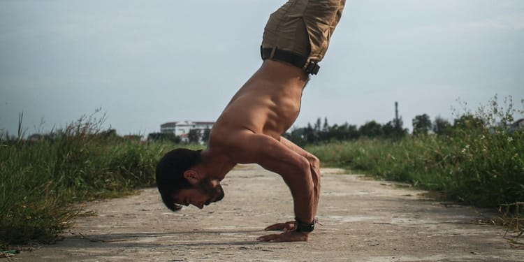Master Your Balance: Personalized Handstand Coaching